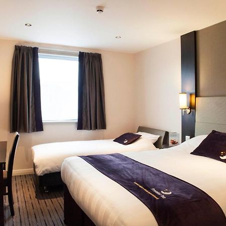 Premier Inn Guildford North - A3 Dış mekan fotoğraf