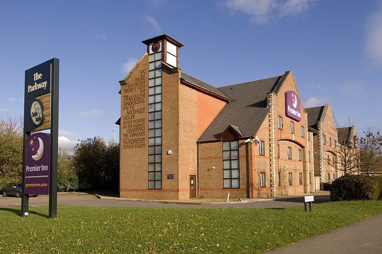 Premier Inn Guildford North - A3 Dış mekan fotoğraf