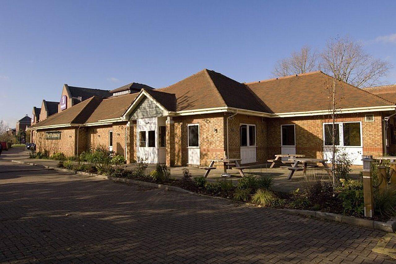 Premier Inn Guildford North - A3 Dış mekan fotoğraf