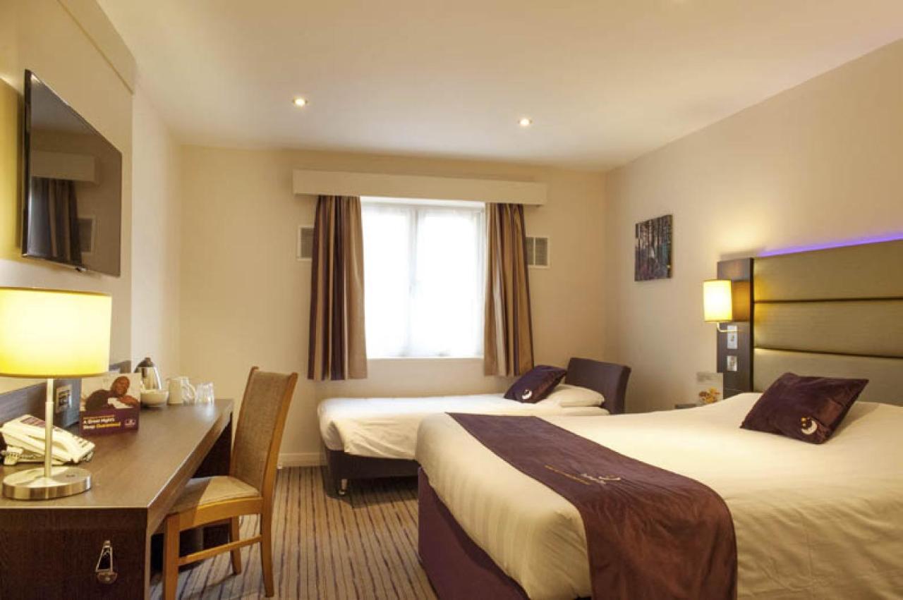 Premier Inn Guildford North - A3 Dış mekan fotoğraf