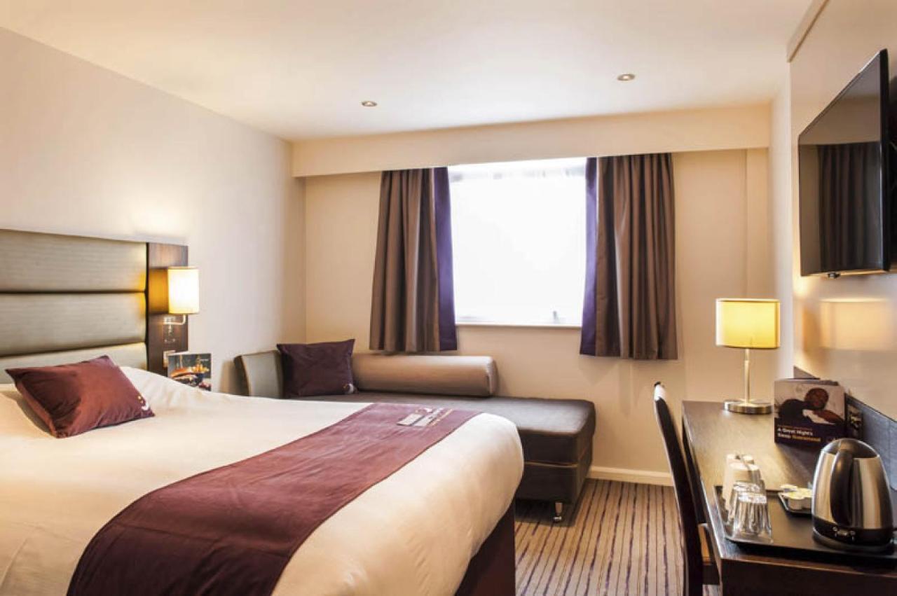 Premier Inn Guildford North - A3 Dış mekan fotoğraf